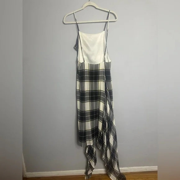Public School Lilu Draped Plaid Dress Size 8 Color: Black| White|Yellow Plaid - Picture 5 of 8